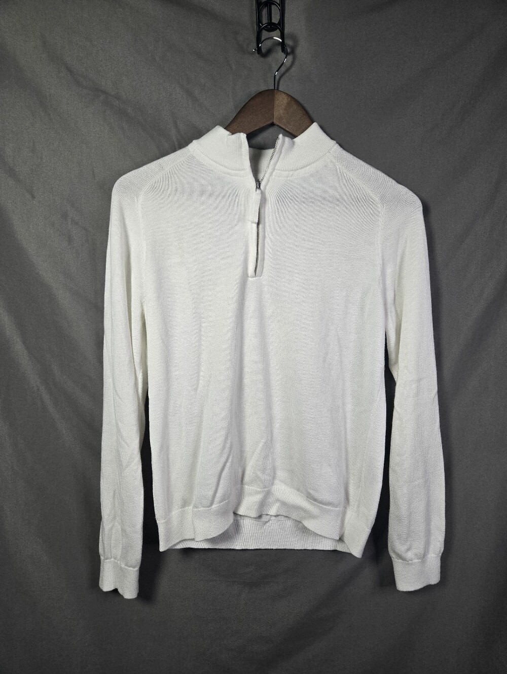 Le Lis Cream Half‑Zip Mock Neck Sweater – Lightweight Knit, Size M